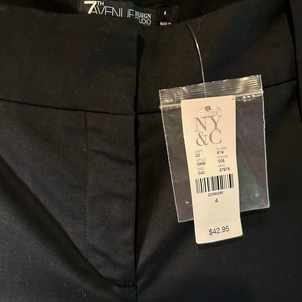 7th Ave Design Center- New York & Company Crop Pants size 4